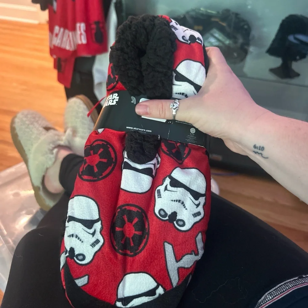 Disney Darth Vader Plush Fleece Slipper Socks - Black & Red